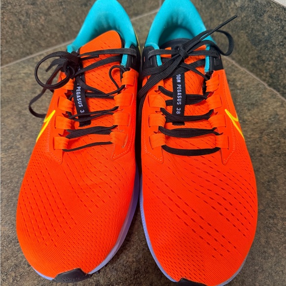 Nike Air Zoom Pegasus Orange 11 mens - Picture 2 of 8
